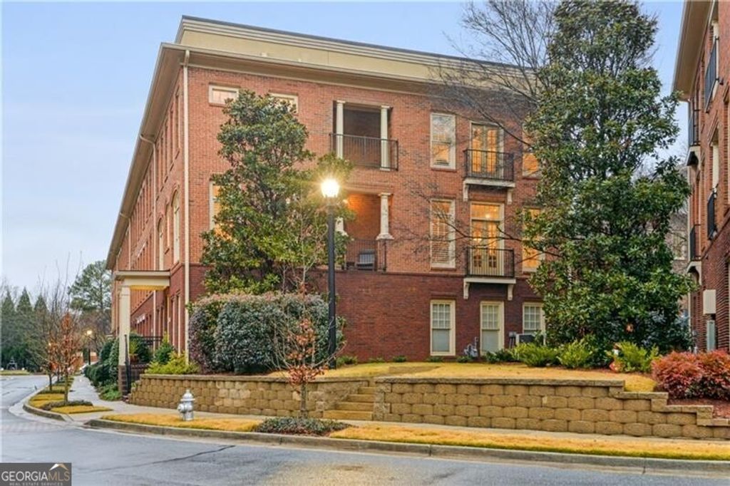 Photo of 1016 River Vista Drive, Atlanta, GA 30339 (MLS # 10672977)