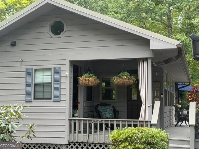531 Hidden Valley Road