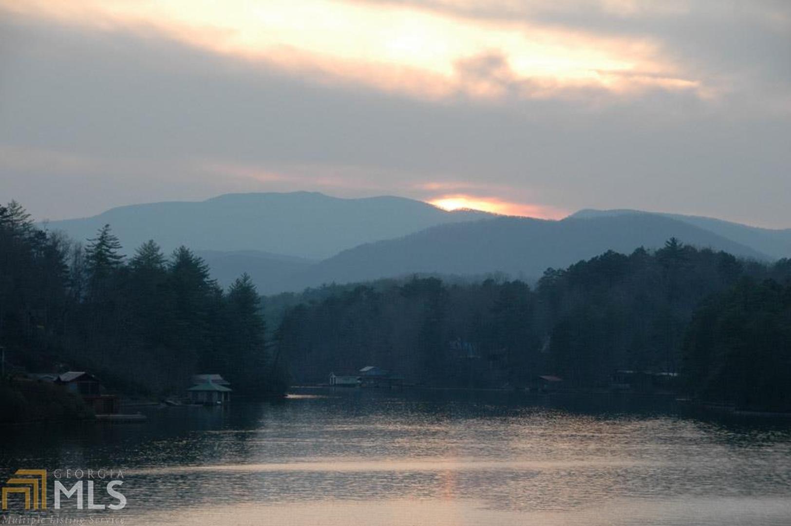 Lake Burton - Residential