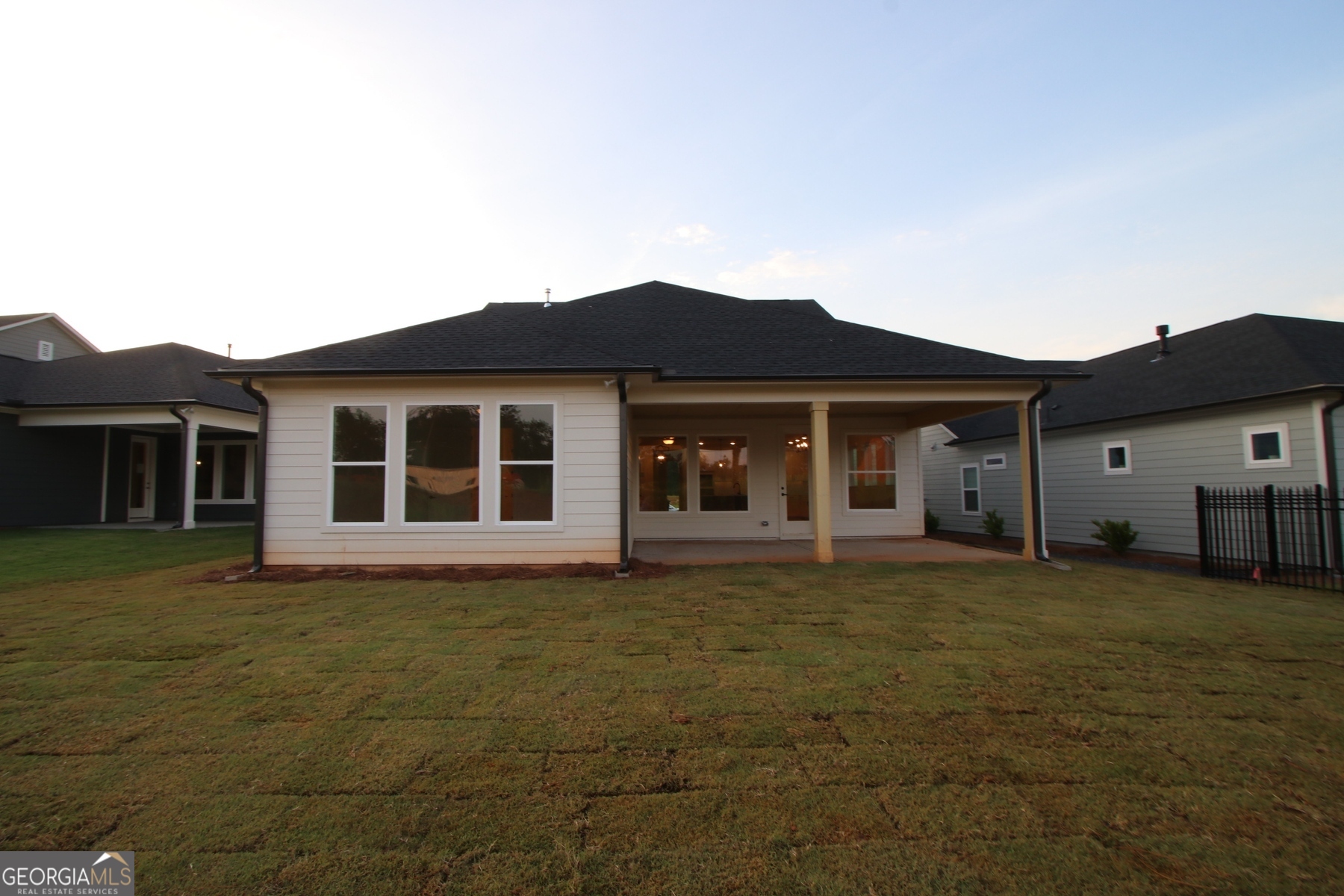 2044 Ripple Park Bend