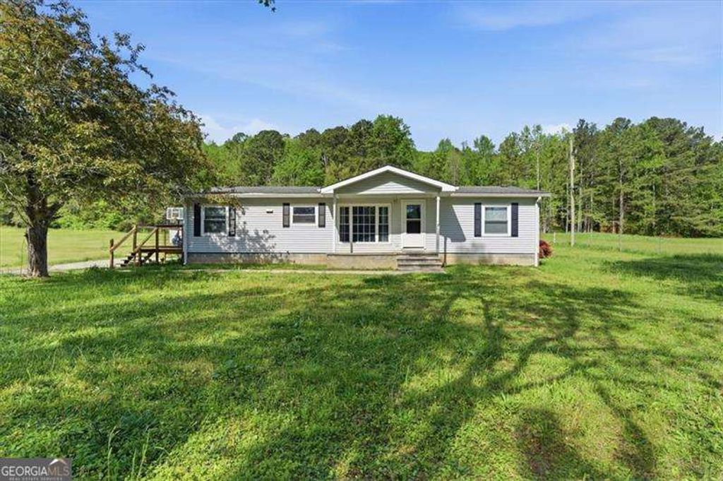 Photo of 235 Kirk Road NW, White, GA 30184 (MLS # 10733294)