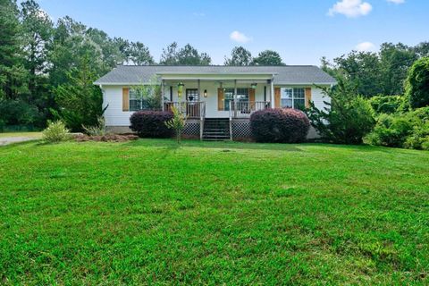 Photo of 2044 Wayside Road, Kingston, GA 30145 (MLS # 10207090)