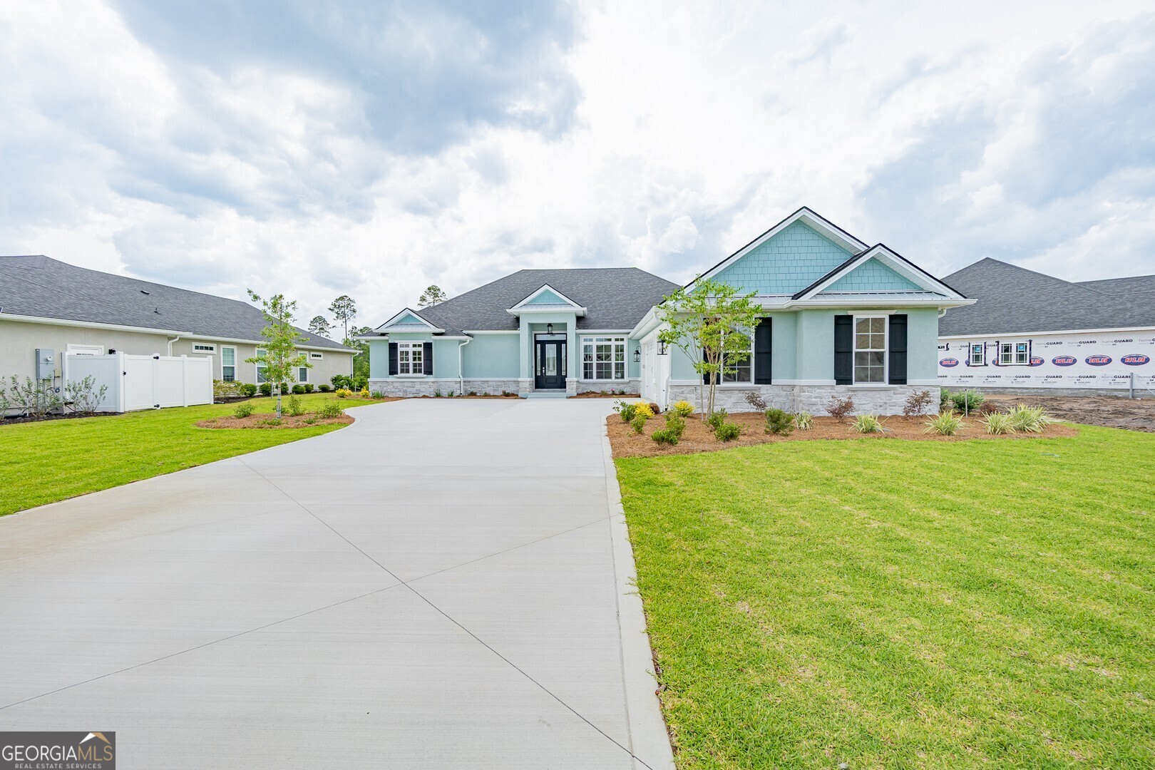 215 Jake Colton DR
