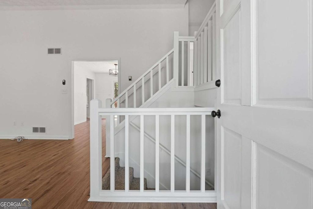 Photo of 12 Park Avenue E, Dallas, GA 30157 (MLS # 10758281)