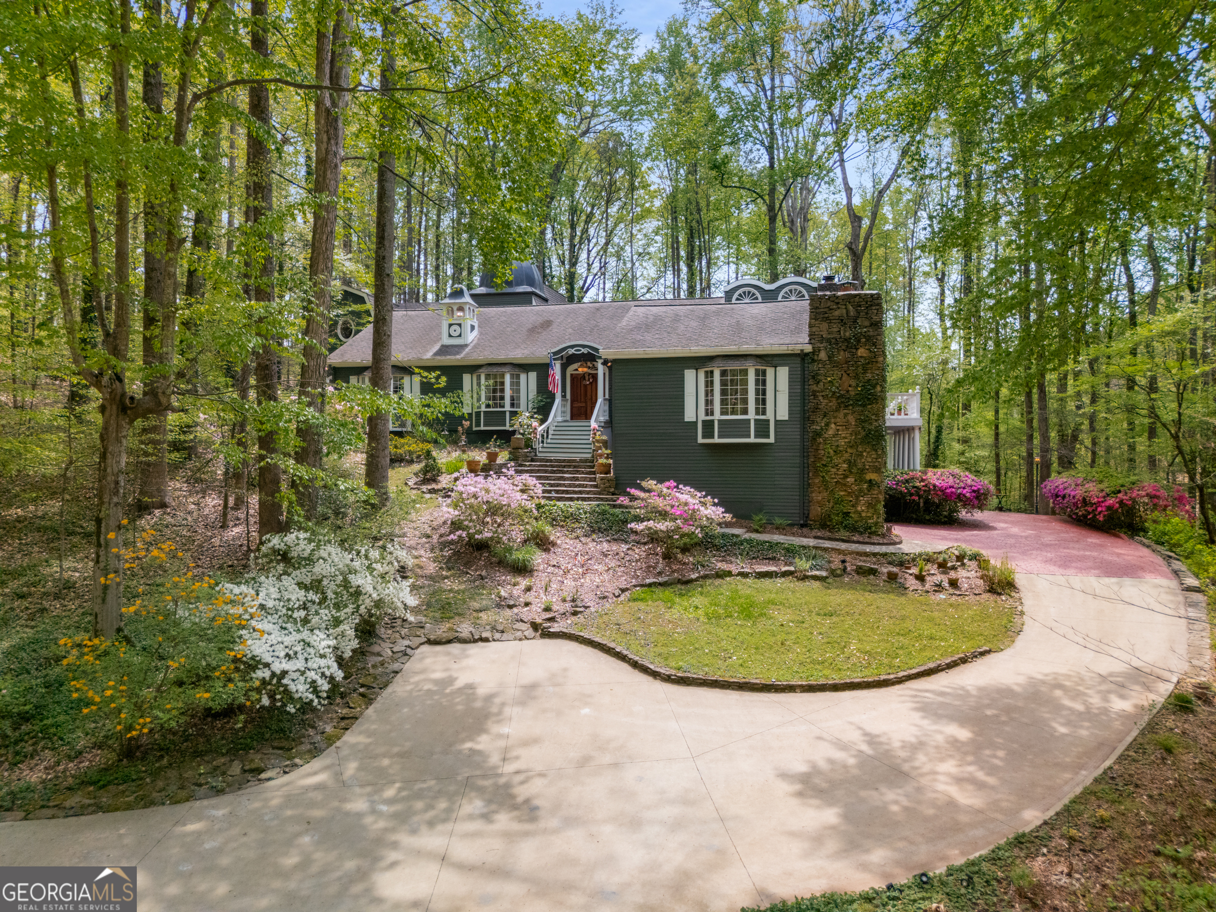 2977 Glover DR