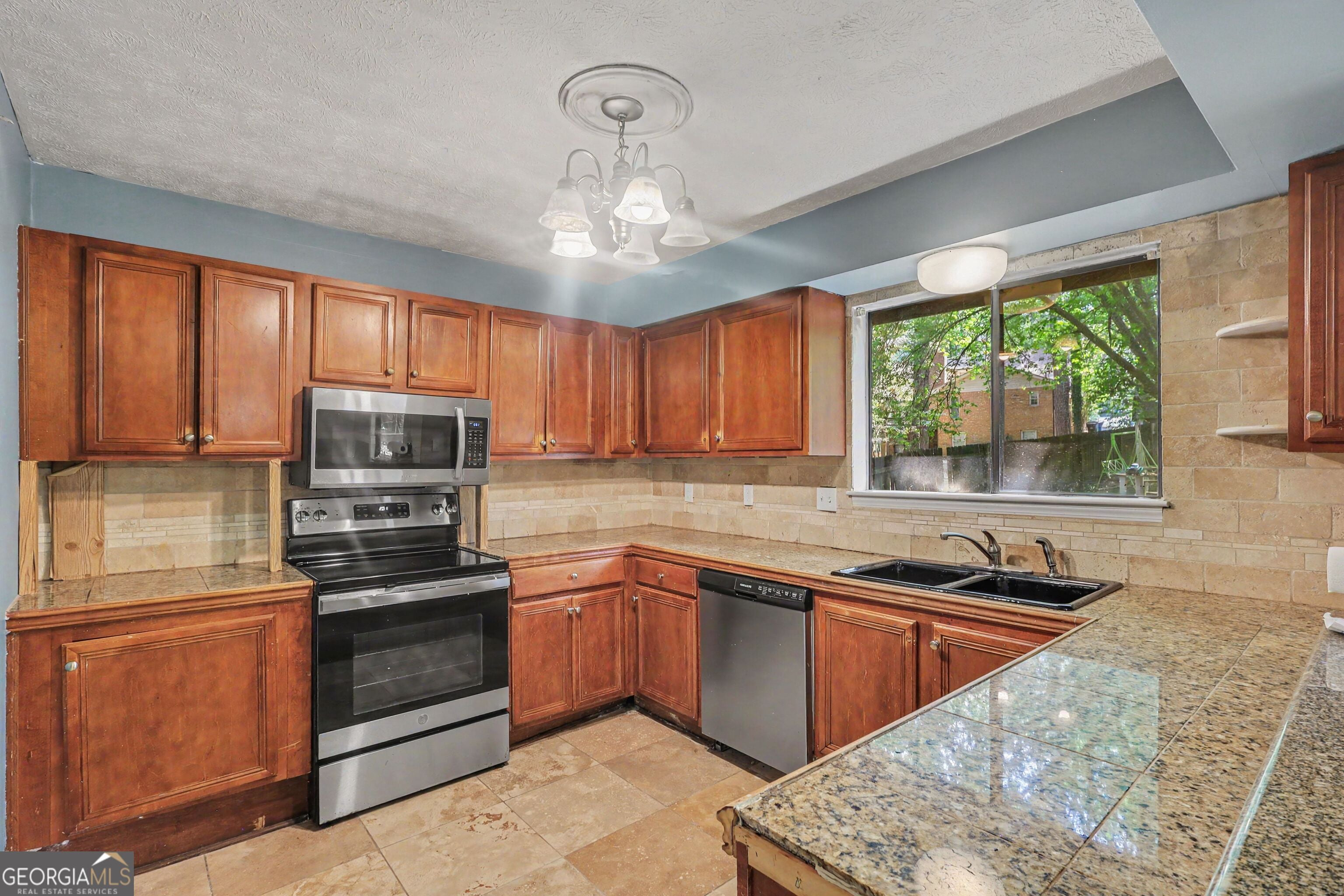103 Martingale DR