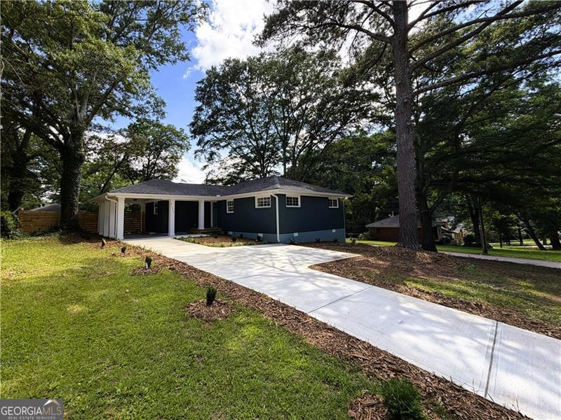 Photo of 2177 Mcafee Road, Decatur, GA 30032 (MLS # 10805433)