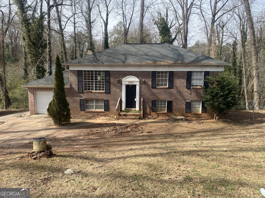 Photo of 4404 Cedar Ridge Trail, Stone Mountain, GA 30083 (MLS # 10691628)