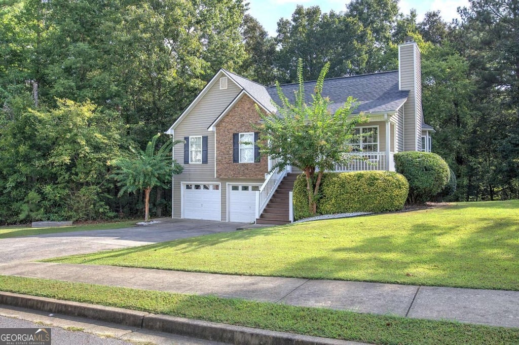 Photo of 13 Knight Drive, Adairsville, GA 30103 (MLS # 10847915)
