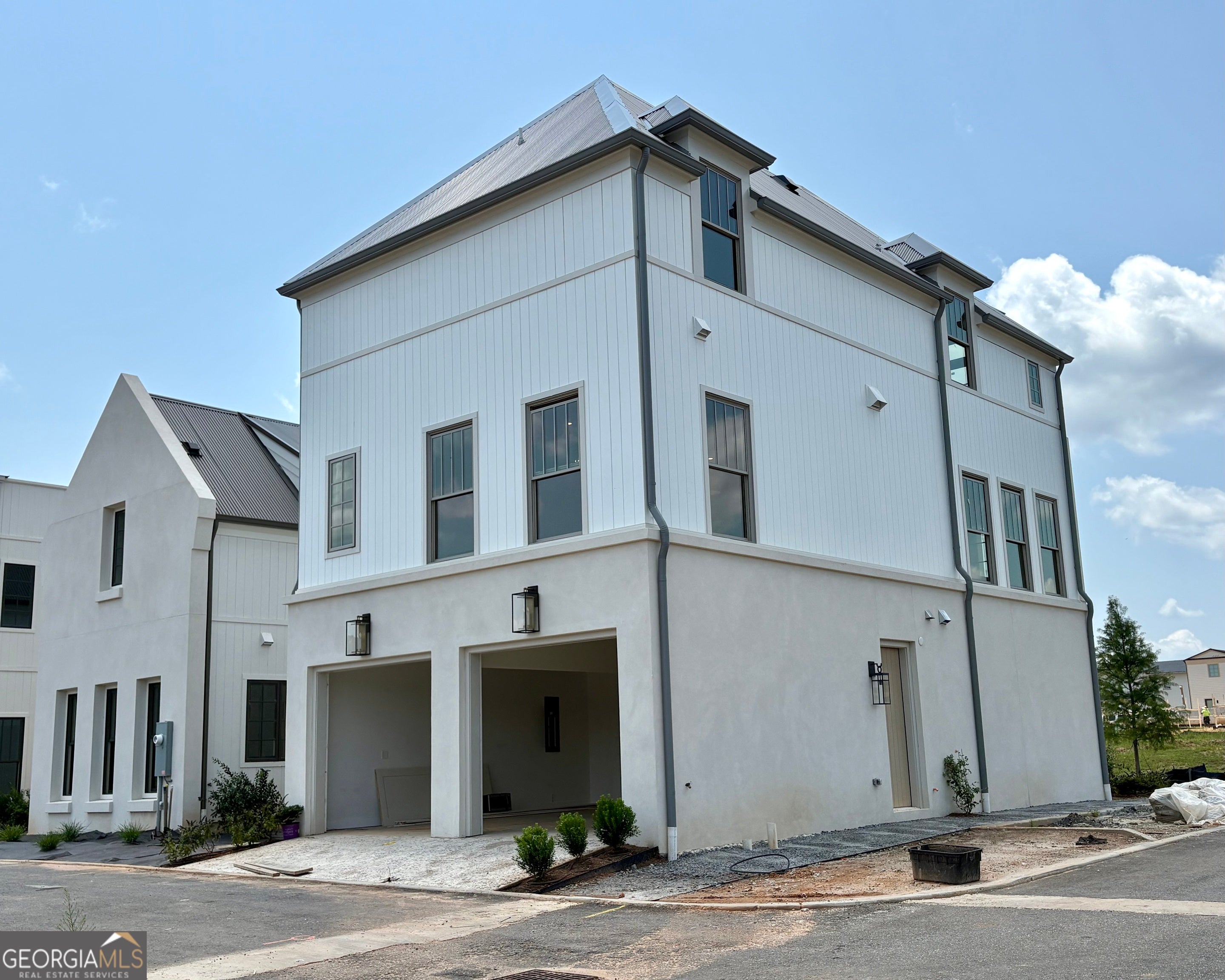 310 Central AVE