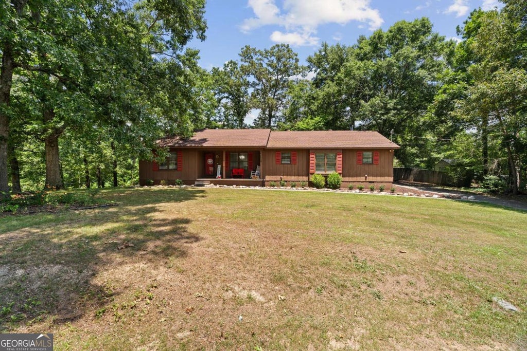 Photo of 234 Chiefvan Terrace NE, Calhoun, GA 30701 (MLS # 10795499)