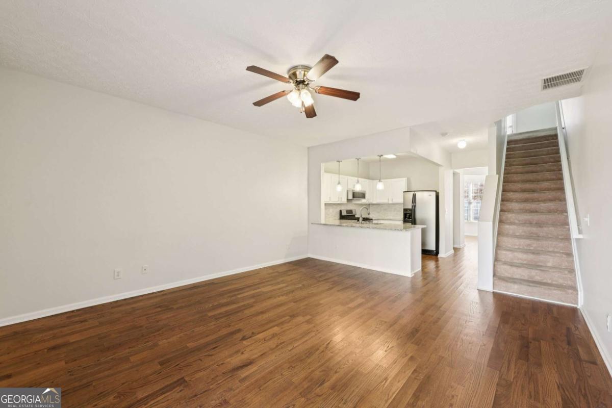 1363 Penhurst DR