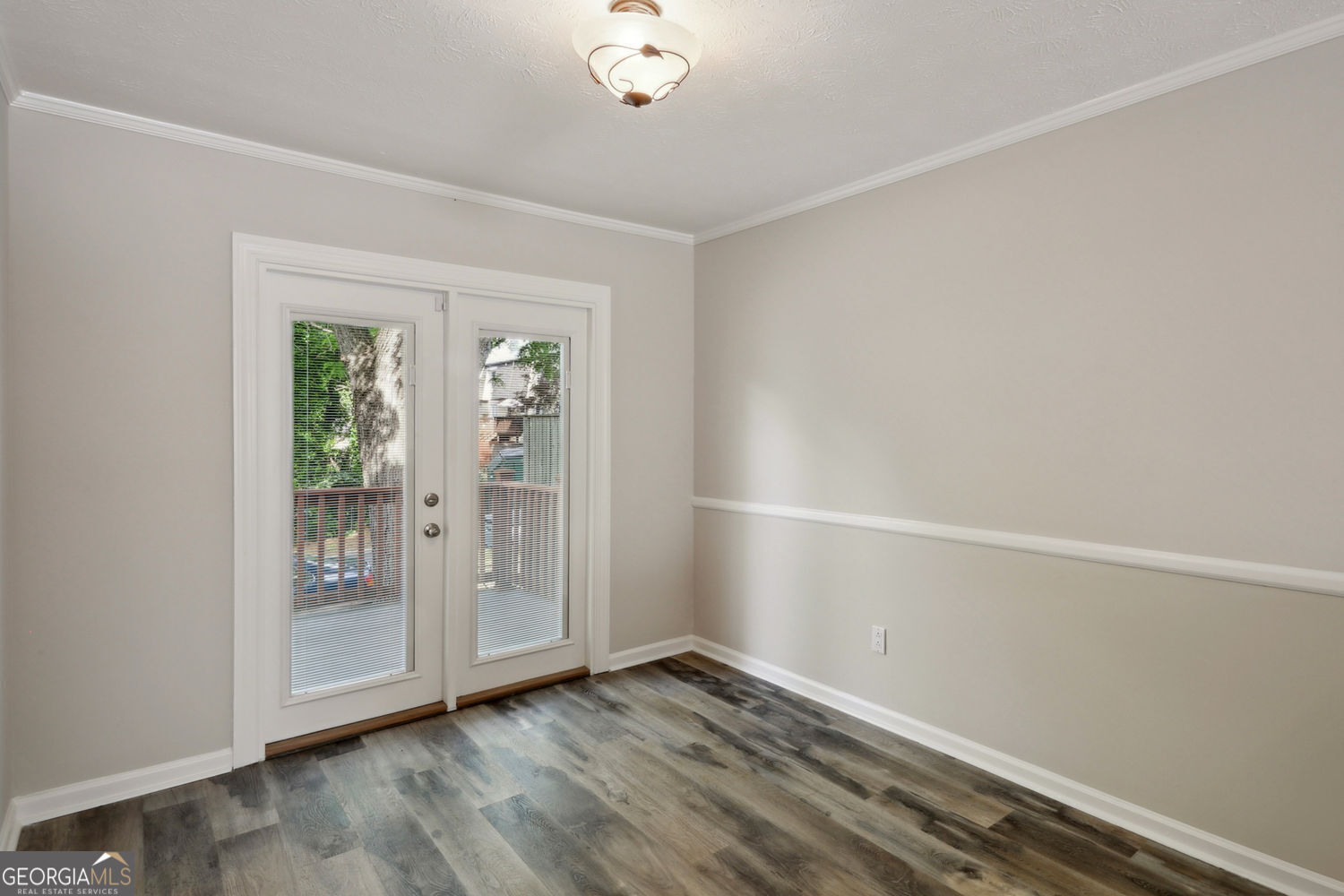 Atlanta, Georgia 30342, United States, 2 Bedrooms Bedrooms, ,2 BathroomsBathrooms,Residential,Pending,122309