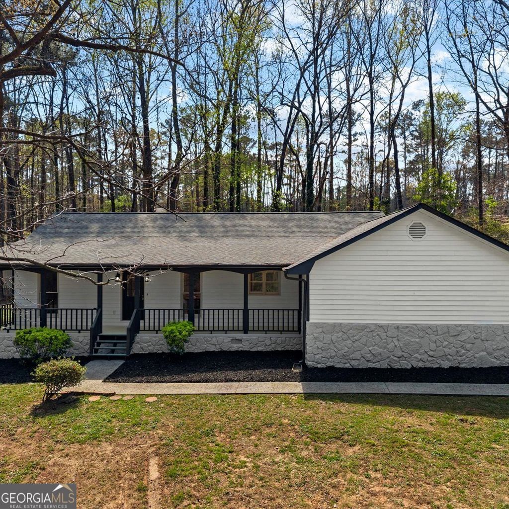 Photo of 5350 Hearn Road, Ellenwood, GA 30294 (MLS # 10721030)