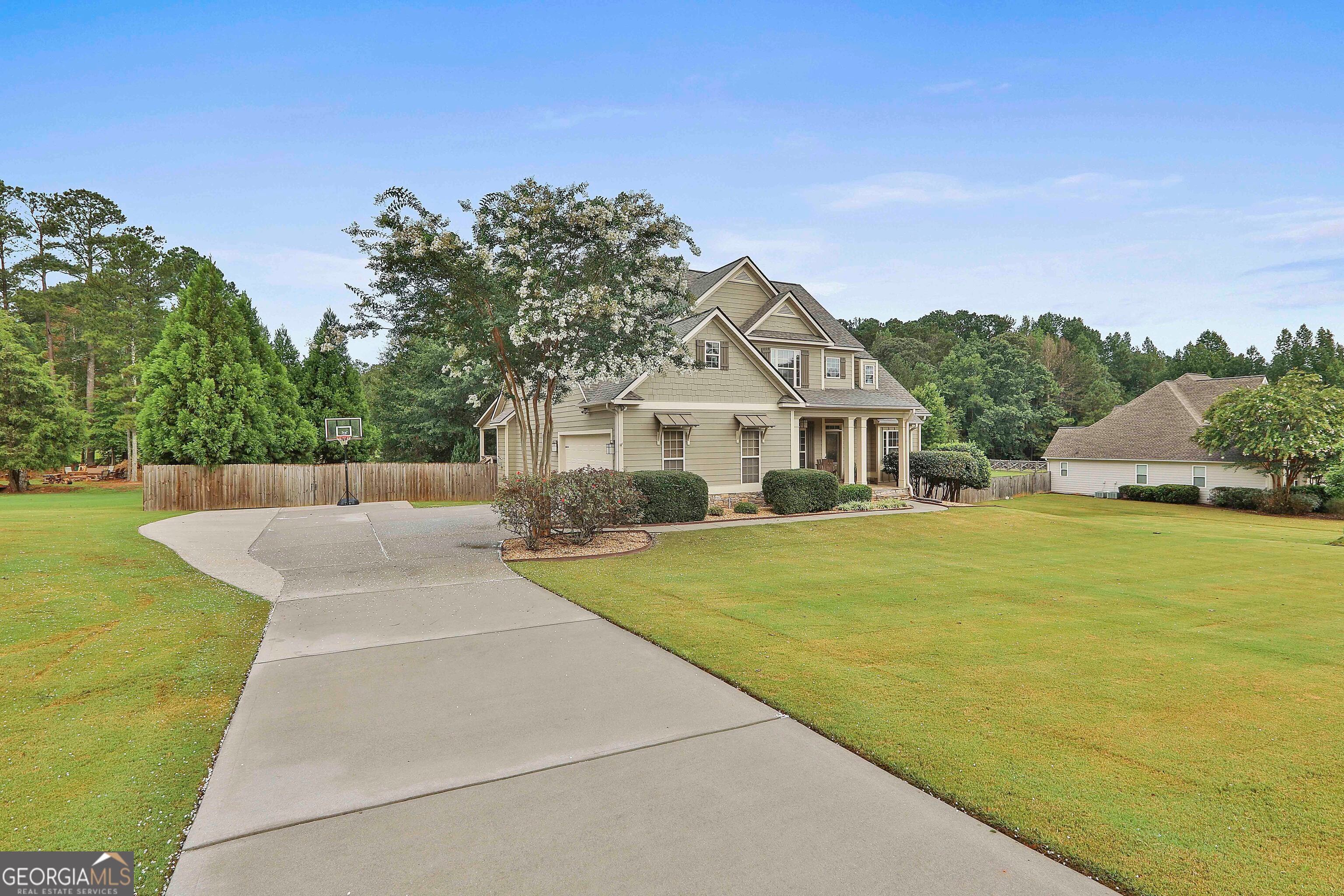 131 Beaconsfield DR