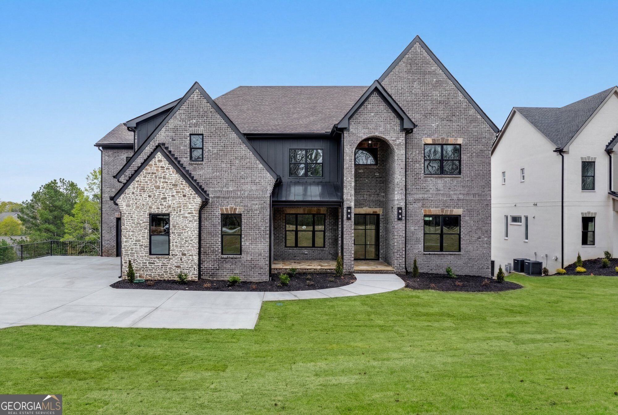 3293 Bailey RD