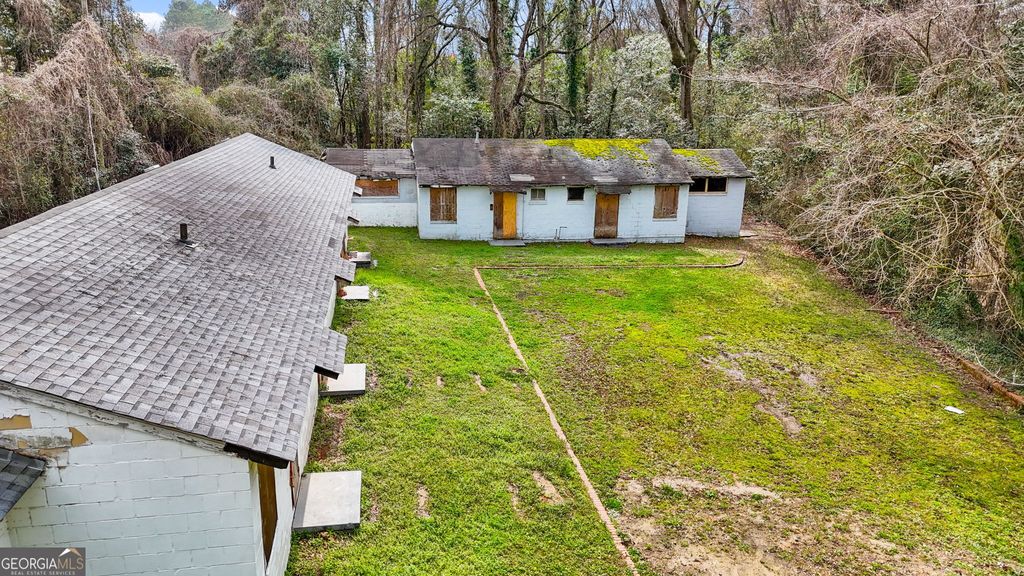 Photo of 847 N Garden Terrace, Macon, GA 31211 (MLS # 10697174)