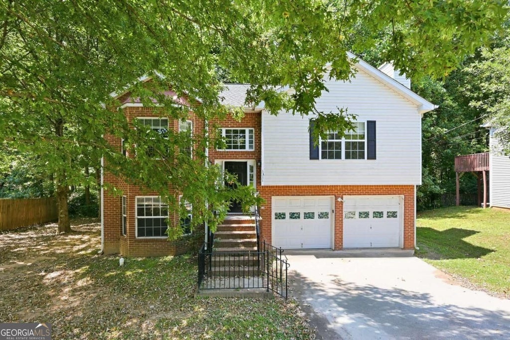 Photo of 1311 Birch Court, Lithonia, GA 30058 (MLS # 10842138)
