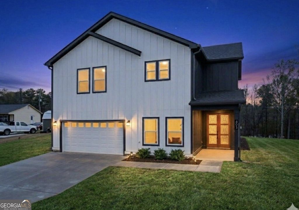 Photo of 403 Magnolia Avenue, Jefferson, GA 30549 (MLS # 10699347)