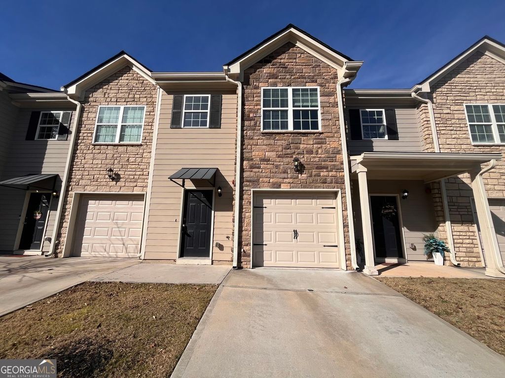 Photo of 8329 Triple Crown Drive, Douglasville, GA 30134 (MLS # 10675179)