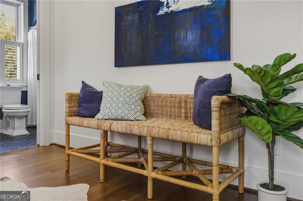 Roswell, Georgia 30075, United States, 5 Bedrooms Bedrooms, ,4 BathroomsBathrooms,Residential,Active,250008