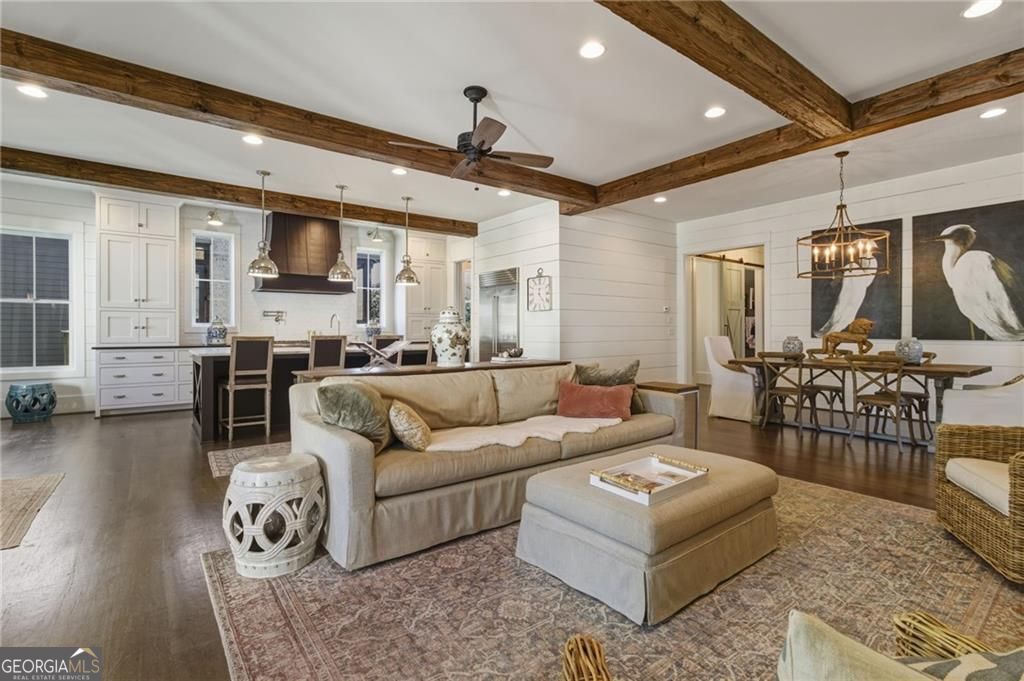 Roswell, Georgia 30075, United States, 5 Bedrooms Bedrooms, ,4 BathroomsBathrooms,Residential,Active,250008