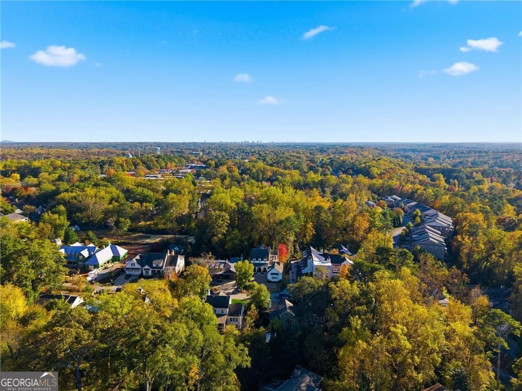 Roswell, Georgia 30075, United States, 5 Bedrooms Bedrooms, ,4 BathroomsBathrooms,Residential,Active,250008