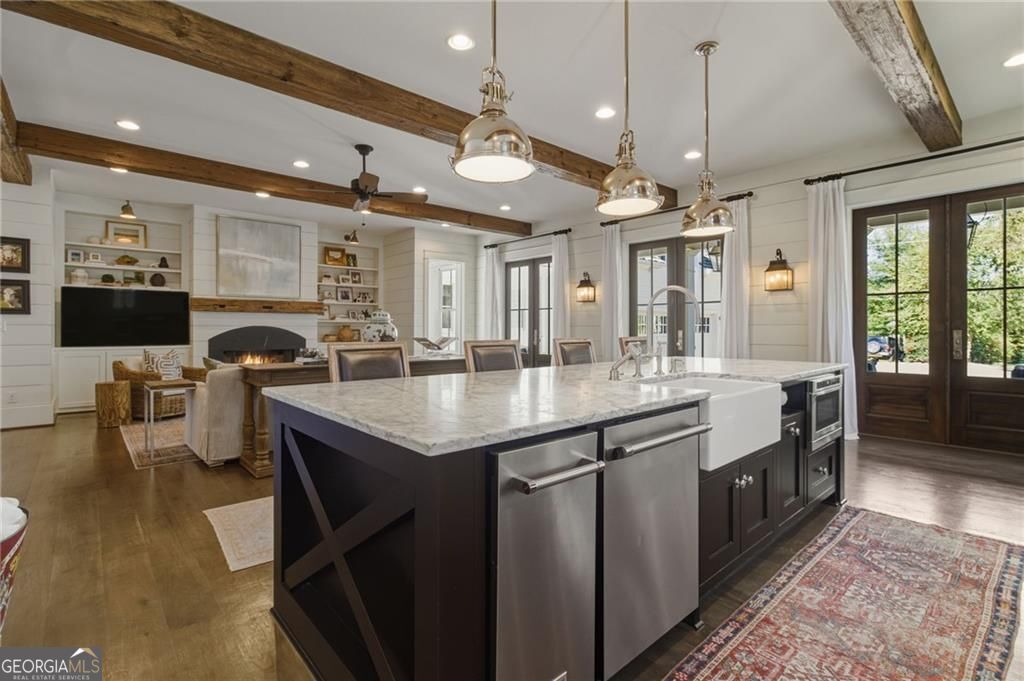 Roswell, Georgia 30075, United States, 5 Bedrooms Bedrooms, ,4 BathroomsBathrooms,Residential,Active,250008