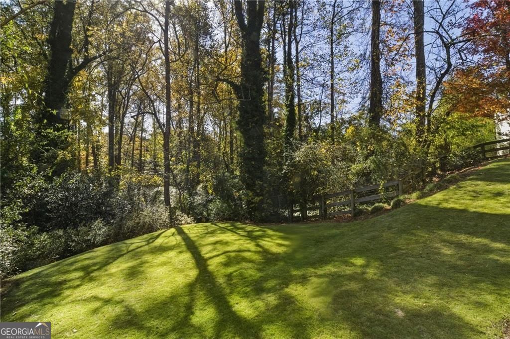 Roswell, Georgia 30075, United States, 5 Bedrooms Bedrooms, ,4 BathroomsBathrooms,Residential,Active,250008