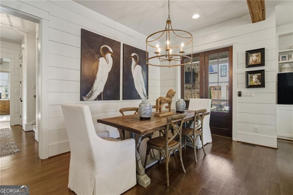 Roswell, Georgia 30075, United States, 5 Bedrooms Bedrooms, ,4 BathroomsBathrooms,Residential,Active,250008