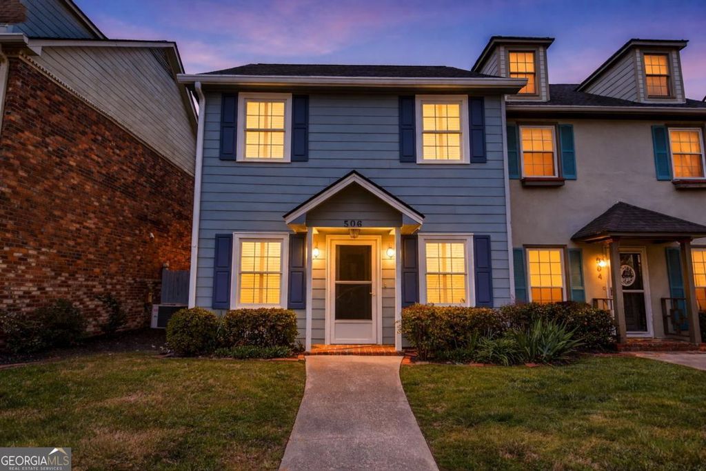 Photo of 506 Forrest Avenue, Gainesville, GA 30501 (MLS # 10717957)