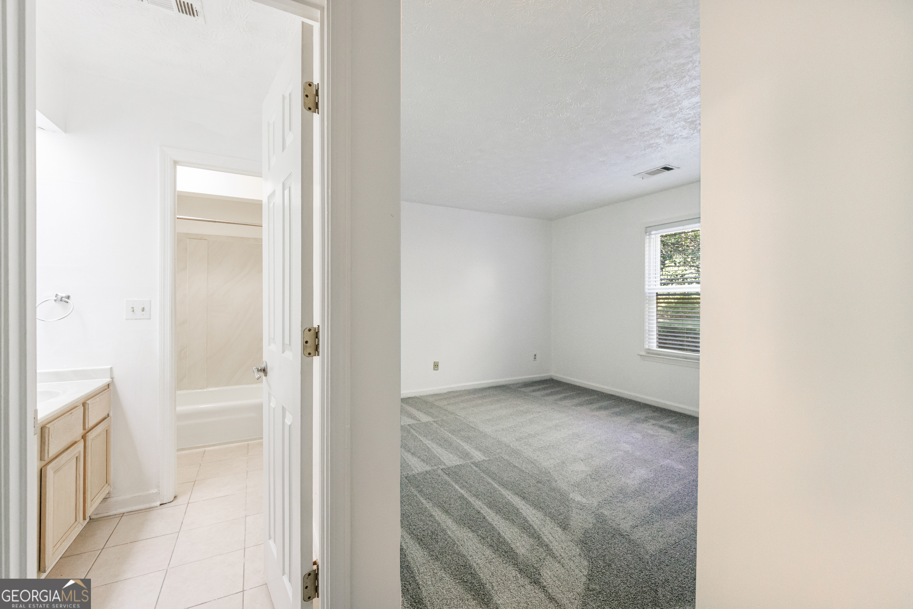Spinnaker Cove - Residential