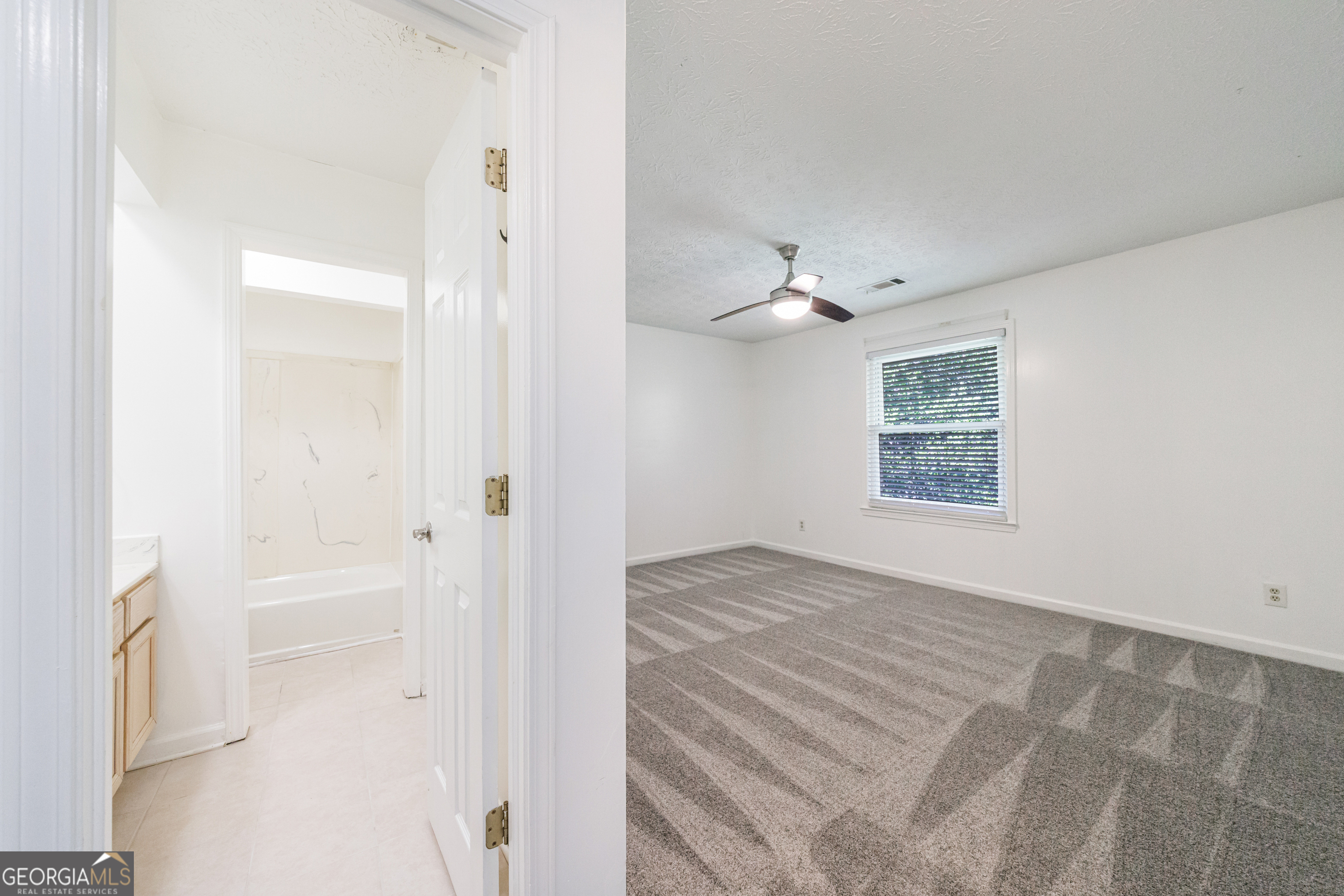 Spinnaker Cove - Residential