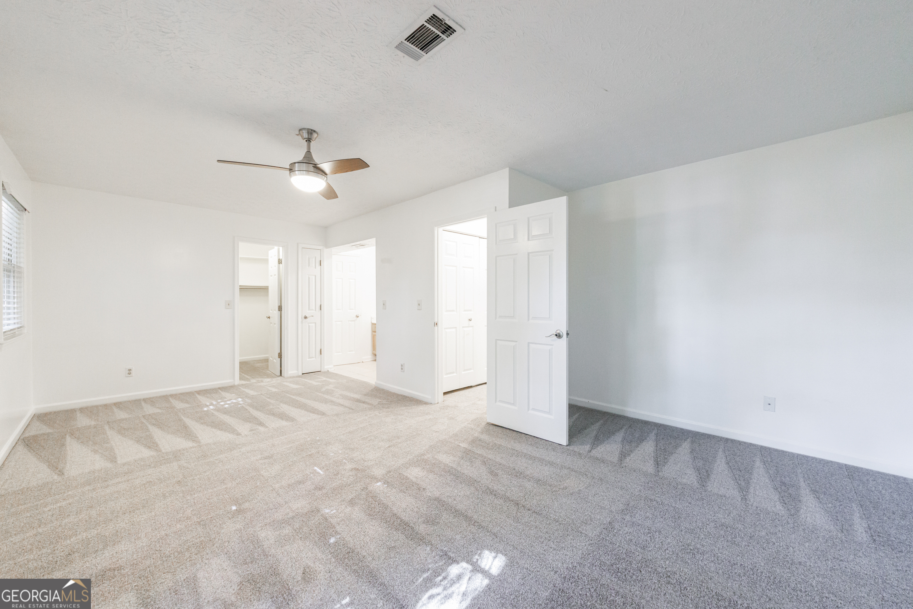 Spinnaker Cove - Residential