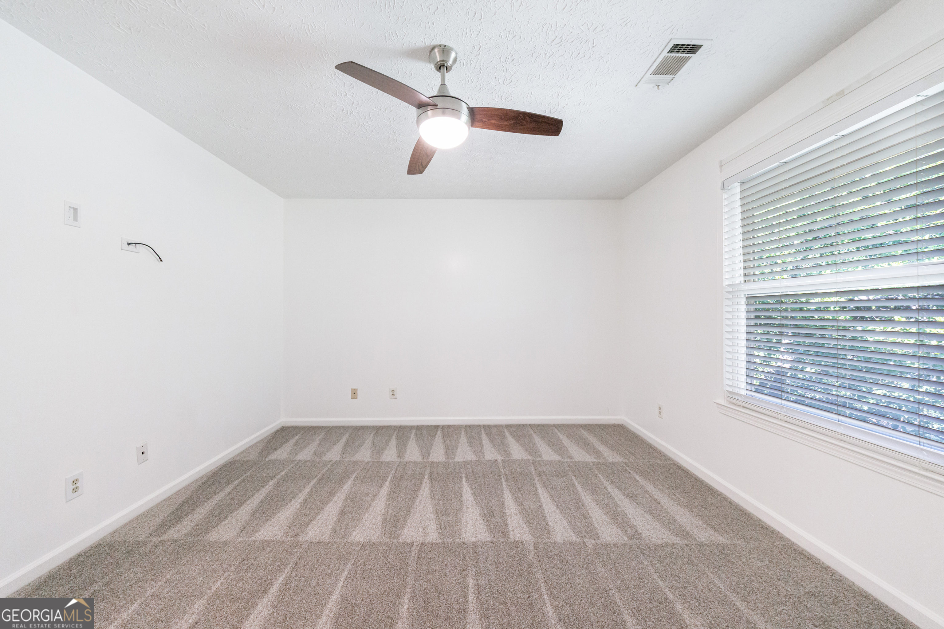 Spinnaker Cove - Residential