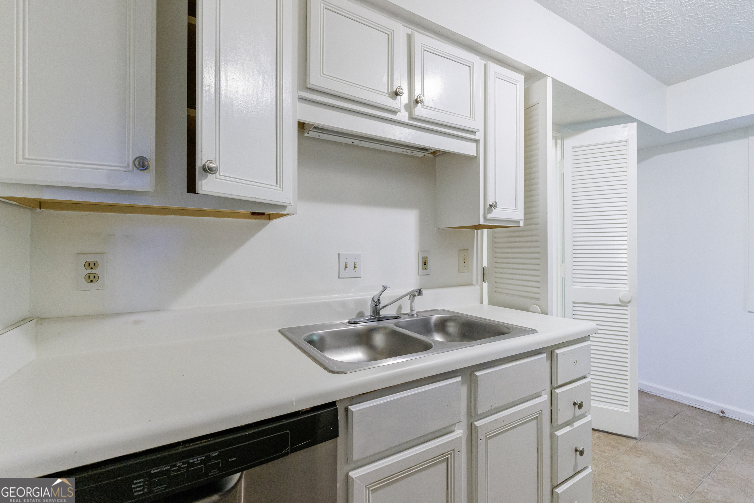 Spinnaker Cove - Residential