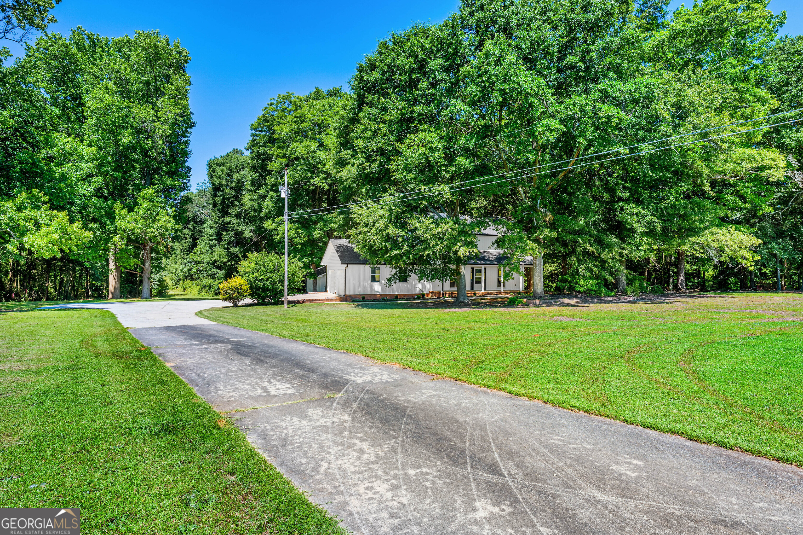 2587 Beacon Light RD