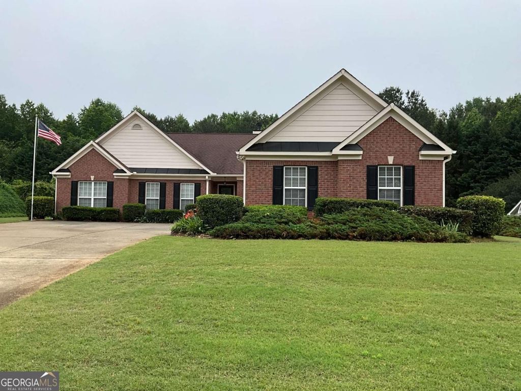 Photo of 6237 Saddlehorse Drive, Flowery Branch, GA 30542 (MLS # 10770982)