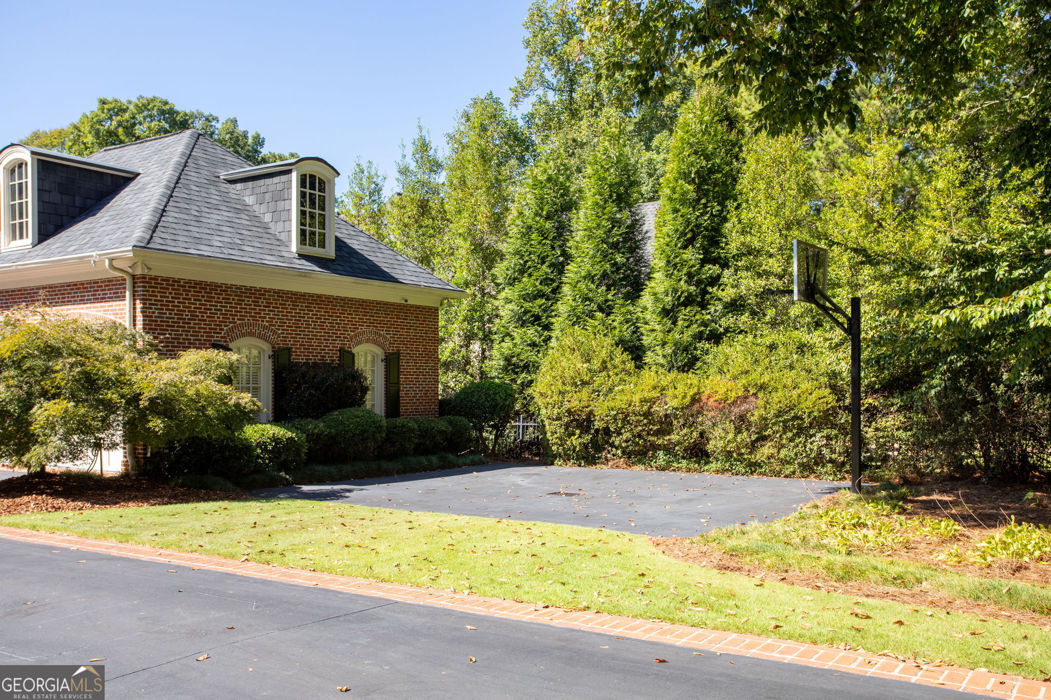 134 Blackland RD NW