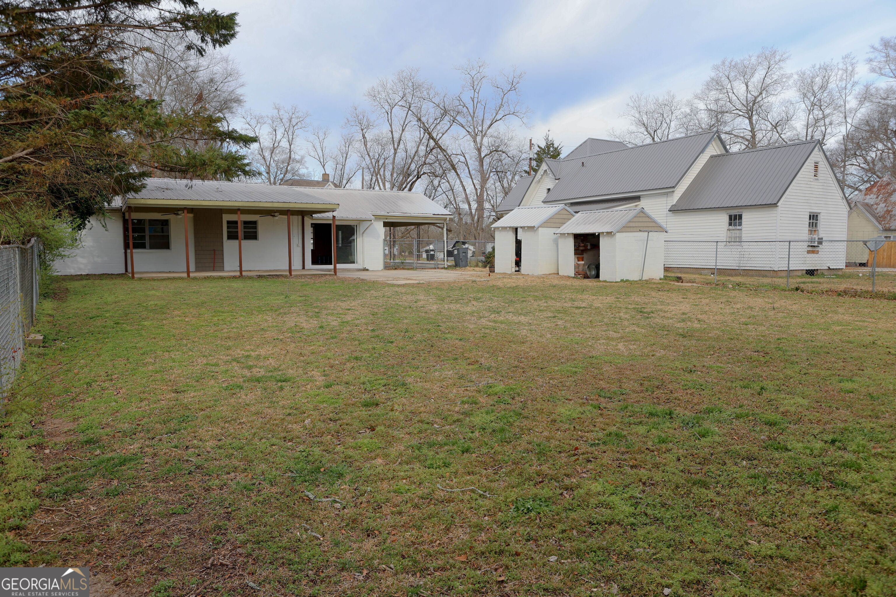 30 Dogwood LN