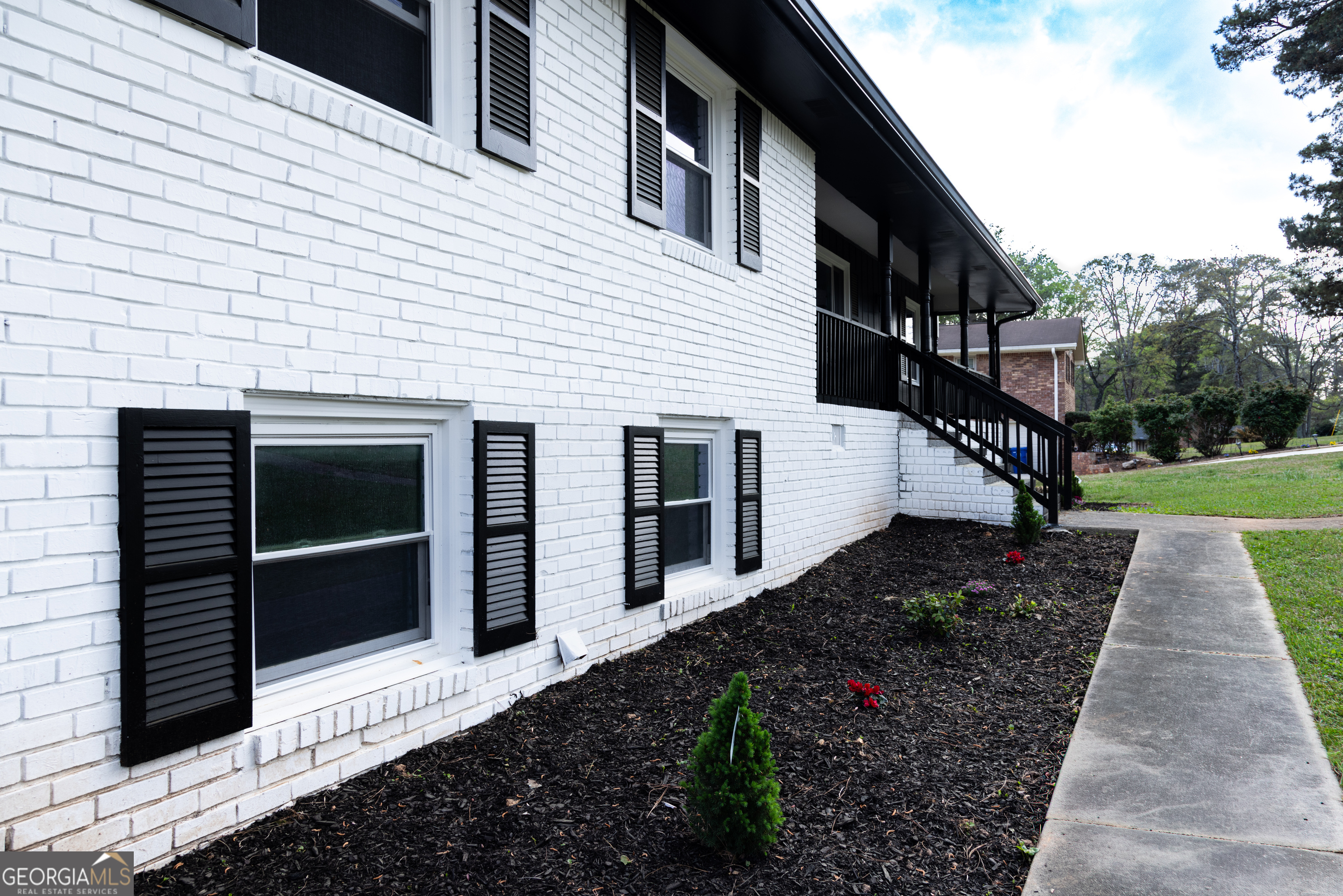 3354 Wakefield DR