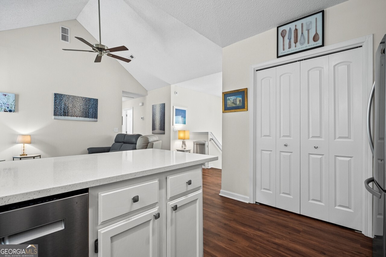 Laguna Springs - Residential