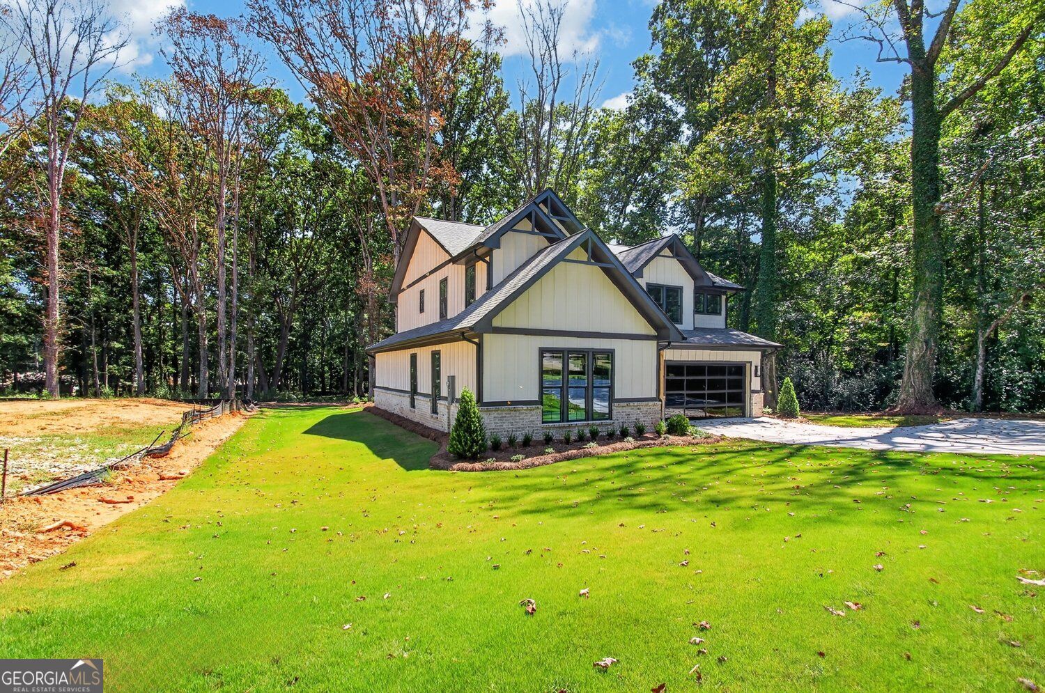 5578 Lilburn Stone Mountain RD