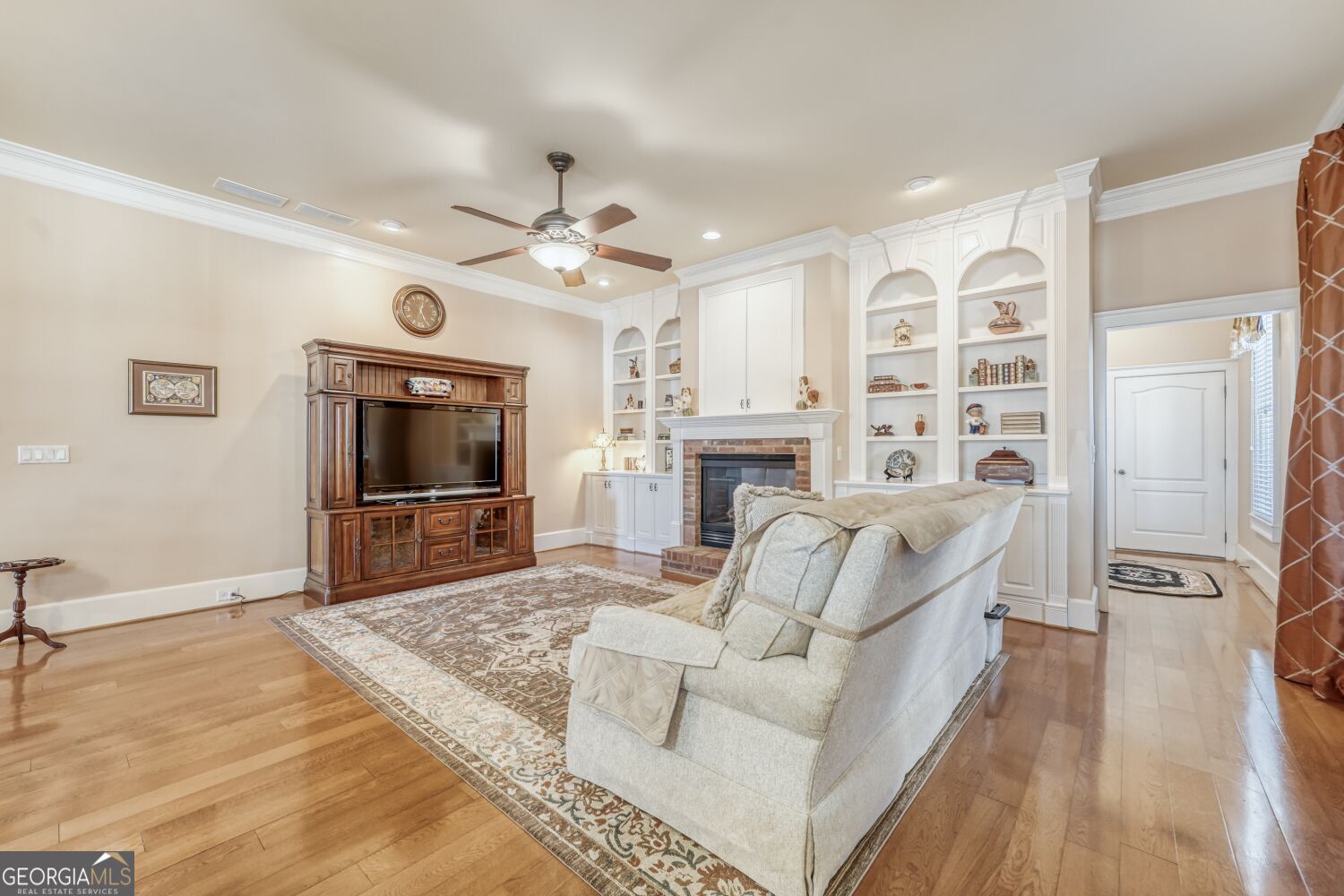 2380 Muskogee LN