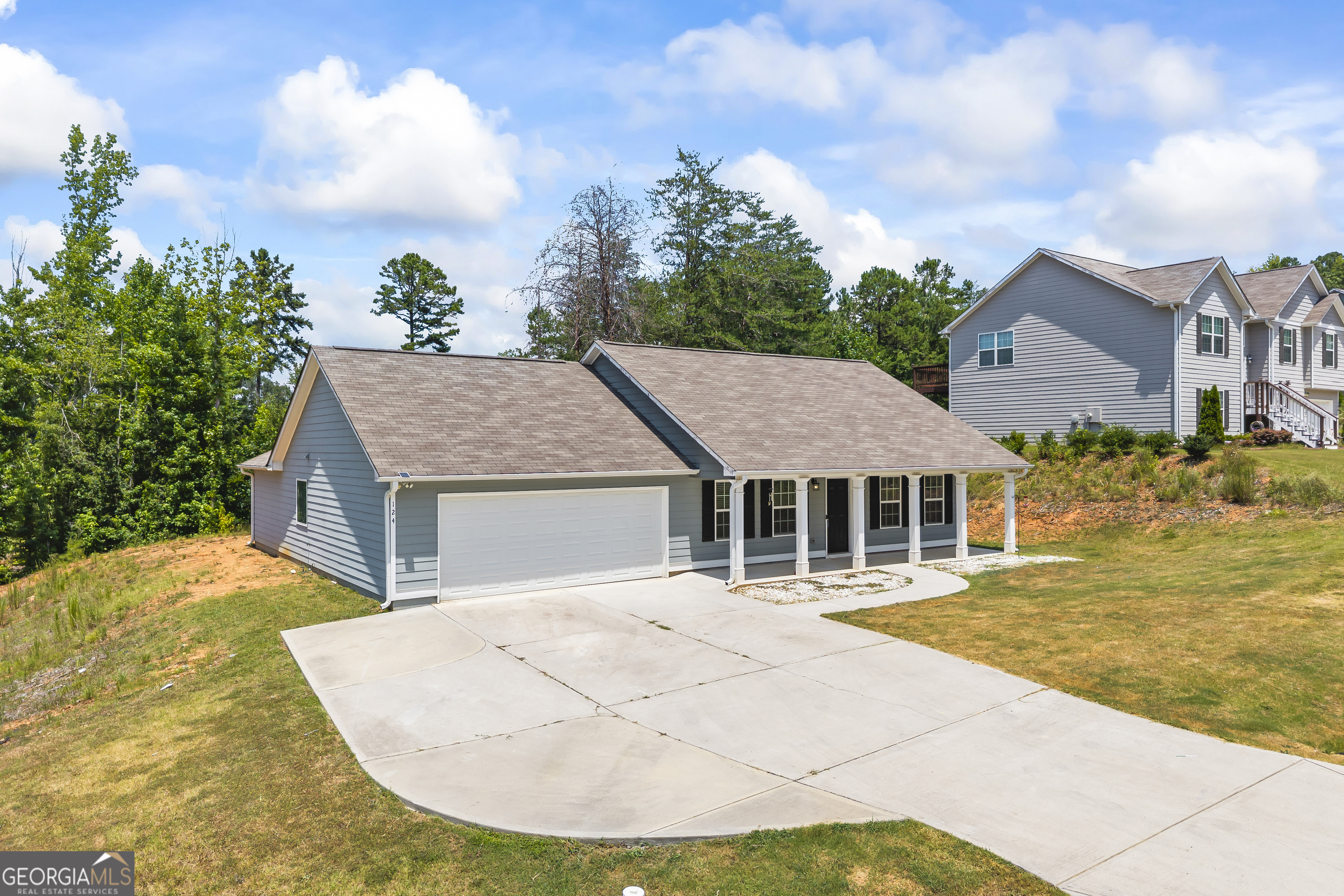 124 Heather LN