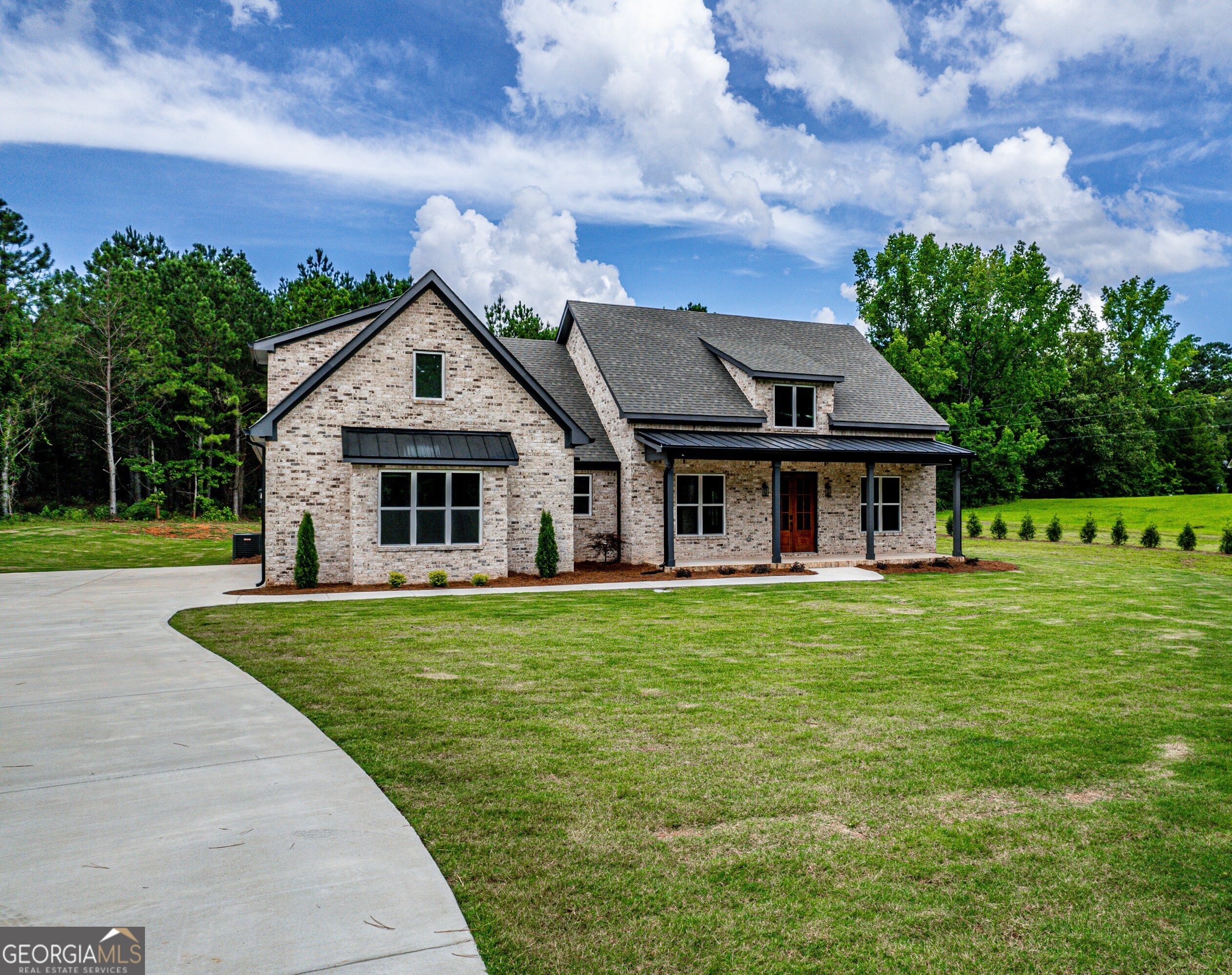 8273 Estes RD
