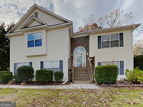 Photo of 3931 Robindale Drive, Douglasville, GA 30135 (MLS # 10642115)