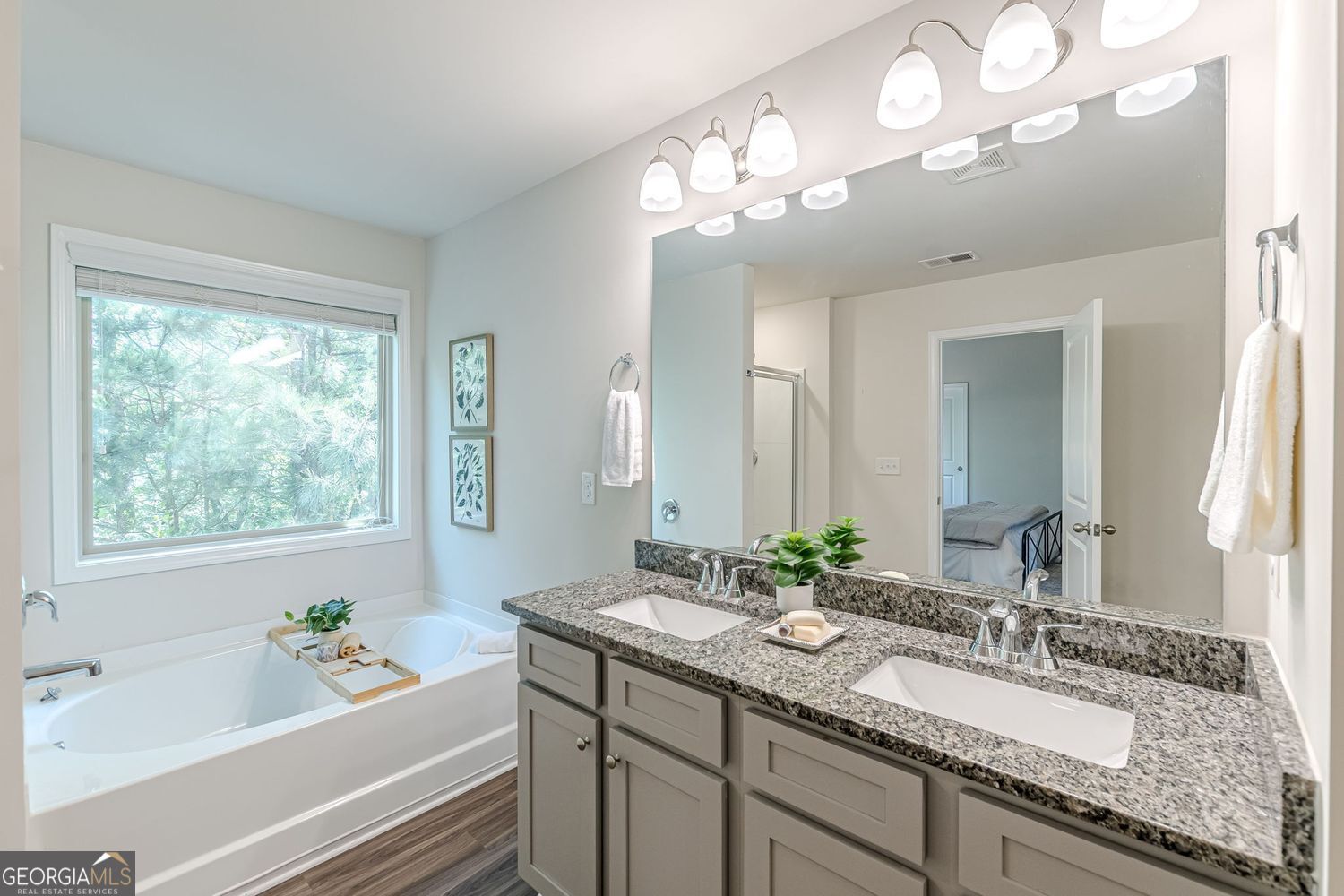 104 Mirage DR