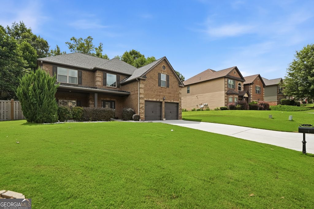 Photo of 8747 Puett Drive, Douglasville, GA 30135 (MLS # 10806841)