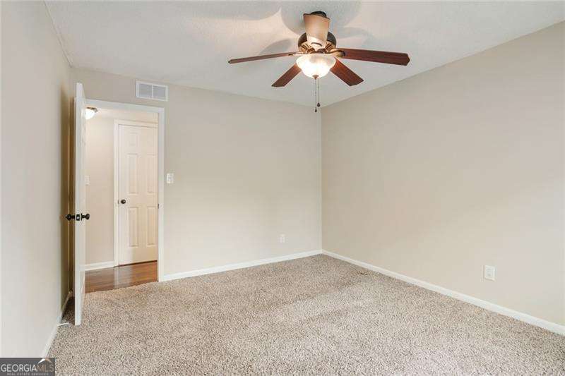Coral Ridge Commons - Residential Lease